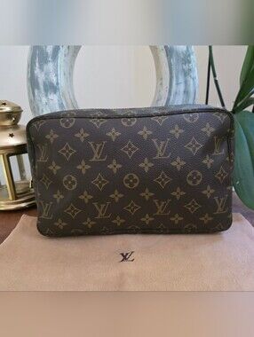 Louis Vuitton Brown Monogram Trousse Toilette 28